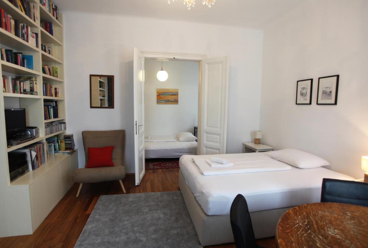 Casa Nostra - Ausgefallene Wohnung Am Augarten Βιέννη Εξωτερικό φωτογραφία